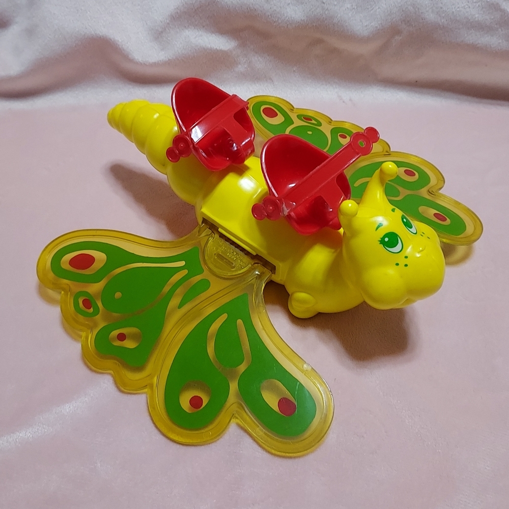 Vintage Strawberry Shortcake 1981 Flitter Bit Butterfly, Seats & Flapping Wings